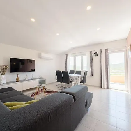 Tatil Evi Veronika With Heated Pool *